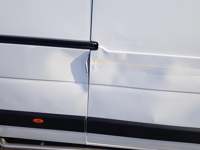 Renault MASTER T35 2.3 dCi L3H3