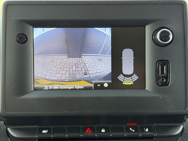 Renault MASTER 2.3 DCi 180PK Automaat 7-persoons Dubbel cabine / Navi / Trekhaak / Cruise / Clima /