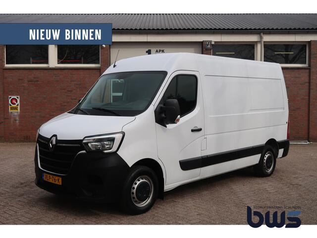 Renault MASTER T35 2.3 dCi 135 L2H2 Navi / Trekhaak / PDC / Airco / Camera