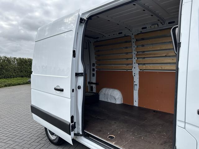 Renault MASTER T35 2.3 dCi 136 PK / L2H2 / 1e EIG. / 43.914 KM / TREKHAAK / AIRCO / NAVI / 2.500 KG AHG