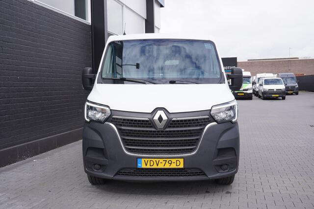 Renault MASTER 2.3 dCi 130 PK EURO 6 - Airco - Cruise - Trekhaak - ¤ 15.950,- Excl.
