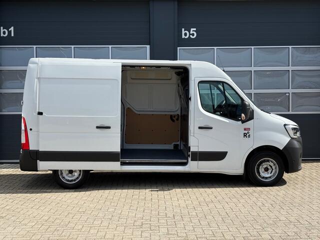 Renault MASTER 2.3 dCi 150pk L2H2 Red Edition Dubbele Schuifdeur/ Cruise / Led / Clima / Camera / Navi / DAB / Bluetooth / Bluetooth