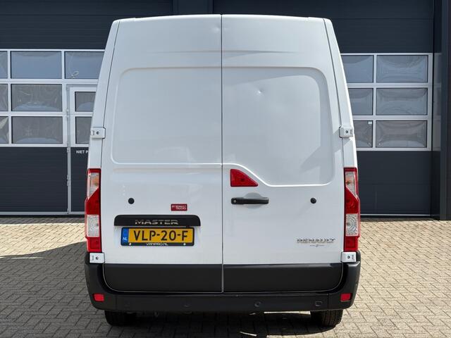 Renault MASTER 2.3 dCi 150pk L2H2 Red Edition Dubbele Schuifdeur/ Cruise / Led / Clima / Camera / Navi / DAB / Bluetooth / Bluetooth