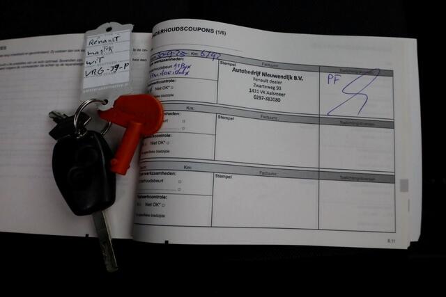 Renault MASTER T35 Z.E. 33 kWh 100% Electrische bakwagen met laadklep SOH 99% 11-2022