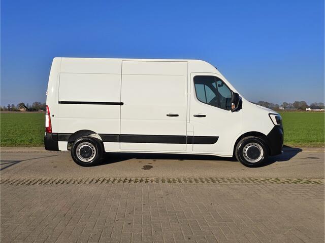 Renault MASTER T35 2.3 dCi L2 H2 - 150 PK - Euro 6 - Airco - Cruise Control