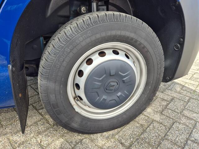 Renault MASTER Red 150-35 L1H2 Euro 6 58.000 Km Ac 12-20