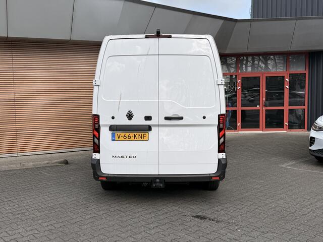 Renault MASTER T35 2.0 dCi 170 L2H2 Extra Trekhaak / Betimmering / Navi / Camera