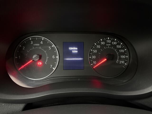 Renault MASTER 2.3DCi 150PK L2H2 | Euro 6 | Multimedia | Camera | 3-Zits | Airco | Cruise