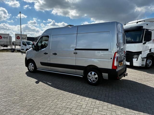 Renault MASTER 130.35 L2 H2 2.3 Dci Euro 6, Nav, Camera