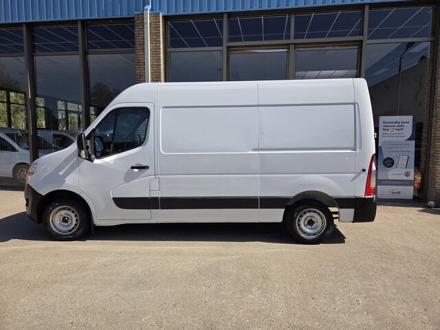 Renault MASTER / Nissan Interstar 2.3 dCi 150Pk / 110Kw L2/H2 Airco Cruise Achteruitrijcamera Trekhaak 2500 Kg