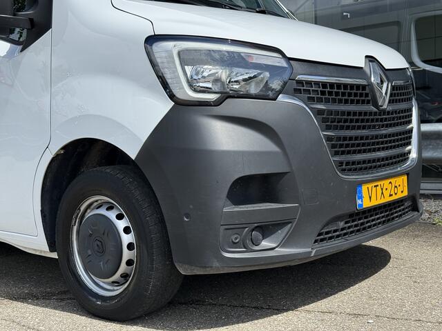 Renault MASTER T35 2.3 dCi 135 L2H2 | Navi | Carplay | Camera | Trekhaak | PDC