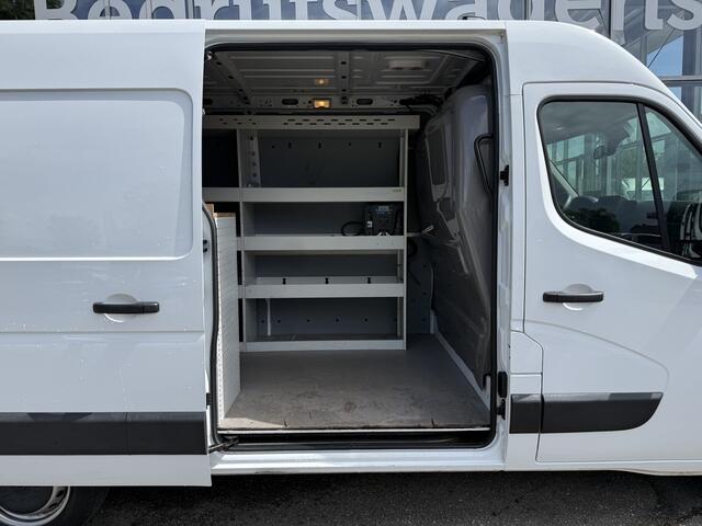 Renault MASTER T35 2.3 dCi 135 L2H2 | Navi | Carplay | Camera | Trekhaak | PDC