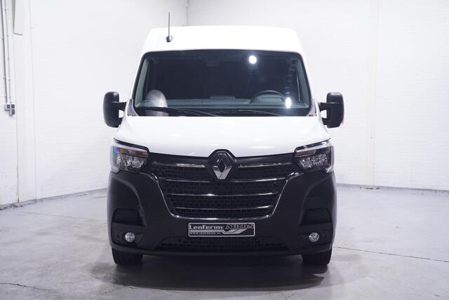 Renault MASTER 2.3 dCi 135 pk L2H2 Navi, Camera, Trekhaak, NAP BPM Vrij, Laadruimte Pakket, PDC V+A, 3-Zits
