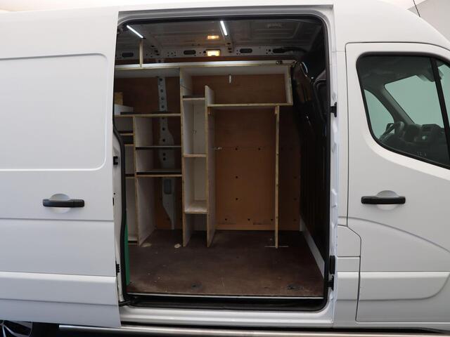 Renault MASTER T35 2.3 dCi 135 L2H2 Work Edition | Airco | Parkeersensoren | Lichtmetalen velgen | Sidebars |