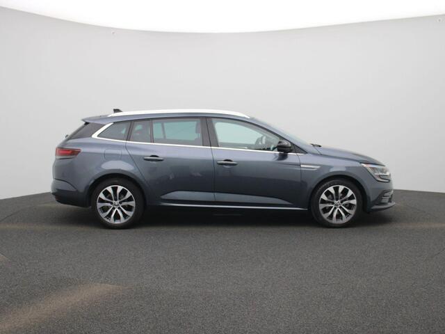 Renault MEGANE Estate 1.3 TCe 140 Pk Automaat Techno | Navigatie | Verwarmbare Voorstoelen | Apple / Android Carplay | Achteruitrijcamera | Parkeersensoren Voor / Achter | Elek. Verstelbare Spiegels |