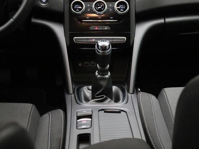 Renault MEGANE Estate 1.3 TCe 140 PK Equilibre Navigatie | Climate Control | Cruise Control | Parkeersensoren Voor en Achter | Apple Carplay & Android Auto