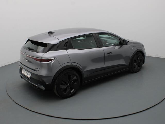 Renault MEGANE E-Tech 130pk comfort range Evolution 60 kWh Automaat Camera | Adapt. Cruise | Navi | Parkeersens. v+a | Stoel-/stuurverw.