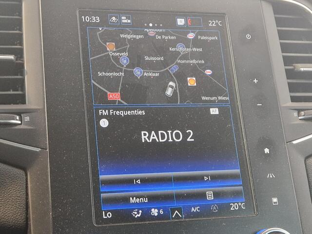 Renault MEGANE Estate 1.3 TCe Bose | NAVIGATIE | ACHTERUITRIJCAMERA | PARKEERSENSOREN VOOR & ACHTER | DODEHOEK DETECTIE |