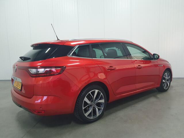 Renault MEGANE Estate 1.2 TCe Bose PANO/NAVI/CRUISE/H.LEDER