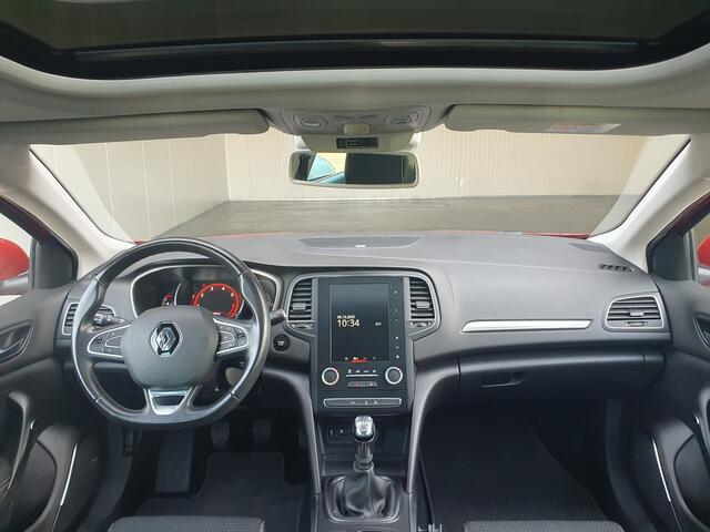 Renault MEGANE Estate 1.2 TCe Bose PANO/NAVI/CRUISE/H.LEDER