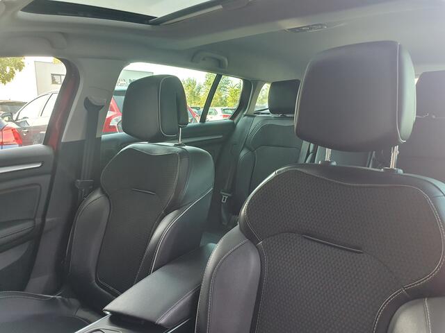Renault MEGANE Estate 1.2 TCe Bose PANO/NAVI/CRUISE/H.LEDER