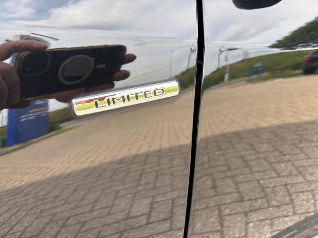 Renault MEGANE 1.2 TCE LIMITED NAVI AIRCO/ECC PDC LMV