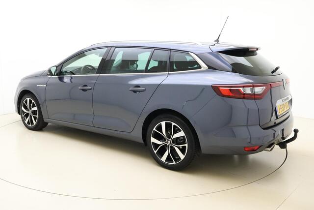 Renault MEGANE Estate 1.3 TCe Bose 140 PK | Navigatie | Trekhaak | Weinig kilometers | Climate control | Keyless | Lichtmetalen velgen | Dodehoekassistent