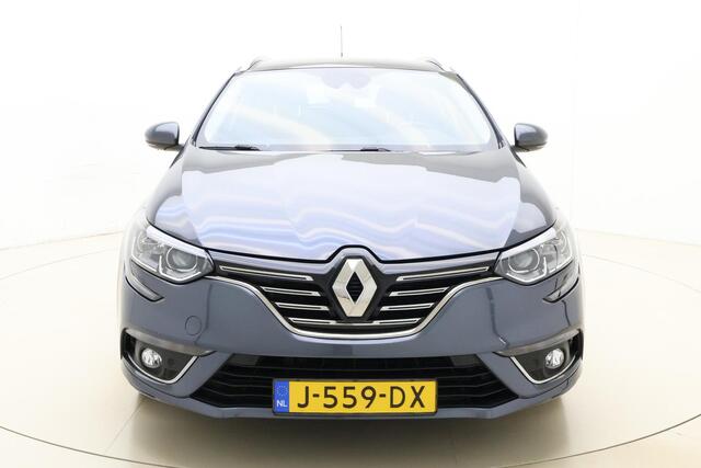 Renault MEGANE Estate 1.3 TCe Bose 140 PK | Navigatie | Trekhaak | Weinig kilometers | Climate control | Keyless | Lichtmetalen velgen | Dodehoekassistent