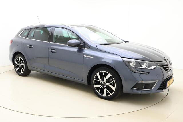 Renault MEGANE Estate 1.3 TCe Bose 140 PK | Navigatie | Trekhaak | Weinig kilometers | Climate control | Keyless | Lichtmetalen velgen | Dodehoekassistent