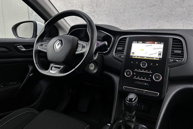 Renault MEGANE Estate 1.3 TCe Zen | Trekhaak | Parkeersensoren | Navigatie | Cruise control | Airco