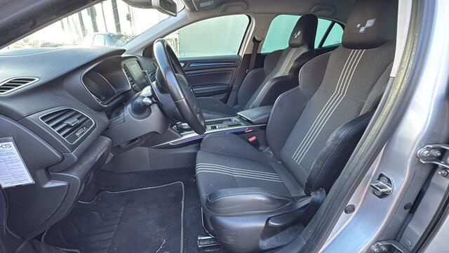 Renault MEGANE BWJ 2016 1.6 TCe 206 PK GT AUTOMAAT / NIEUW BINNEN! HUD / STOELVERW.