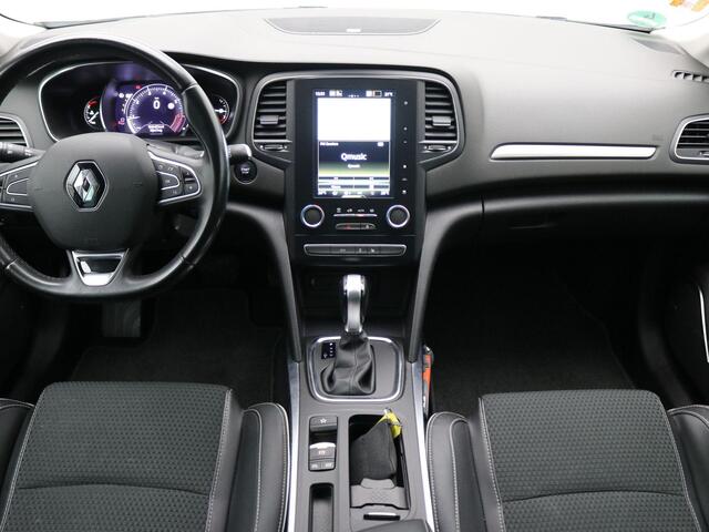 Renault MEGANE Estate 1.3 TCe Bose / Dealer onderhouden / 1.700 kg trekgewicht / Trekhaak / All Seasonbanden