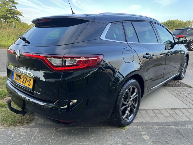 Renault MEGANE 1.5 Blue dCi Bose / Trekhaak / Dealer onderhouden / Stoelverw. / Keyless / Climate / 16'' LMV /