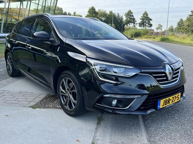 Renault MEGANE 1.5 Blue dCi Bose / Trekhaak / Dealer onderhouden / Stoelverw. / Keyless / Climate / 16'' LMV /