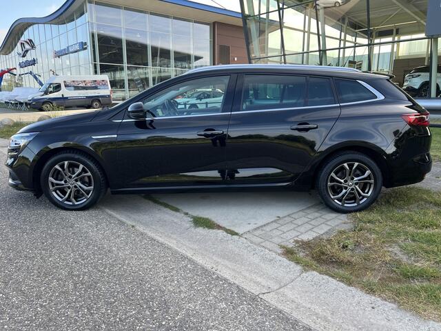 Renault MEGANE 1.5 Blue dCi Bose / Trekhaak / Dealer onderhouden / Stoelverw. / Keyless / Climate / 16'' LMV /
