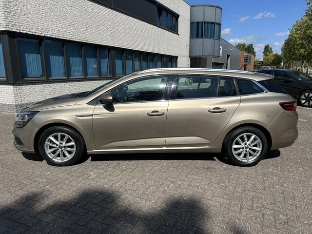 Renault MEGANE 1.2 TCe Limited NAVI PDC CRUISE CARPLAY.