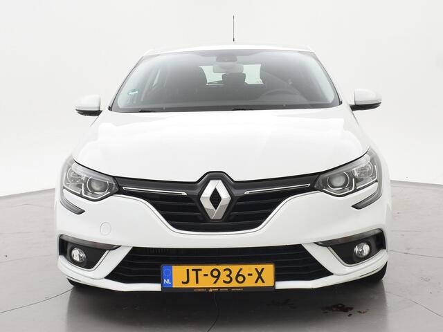 Renault MEGANE 1.2 TCe ZEN + TREKHAAK | CAMERA | NAVIGATIE | CLIMATE | CRUISE CONTROL