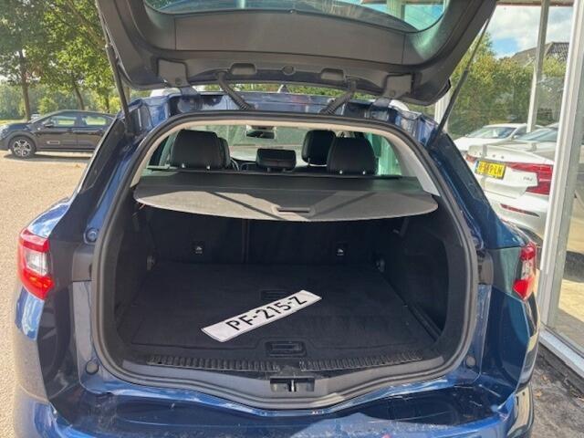Renault MEGANE Estate 1.2 TCe Bose Automaat, massagestoelen, Navi, Clima