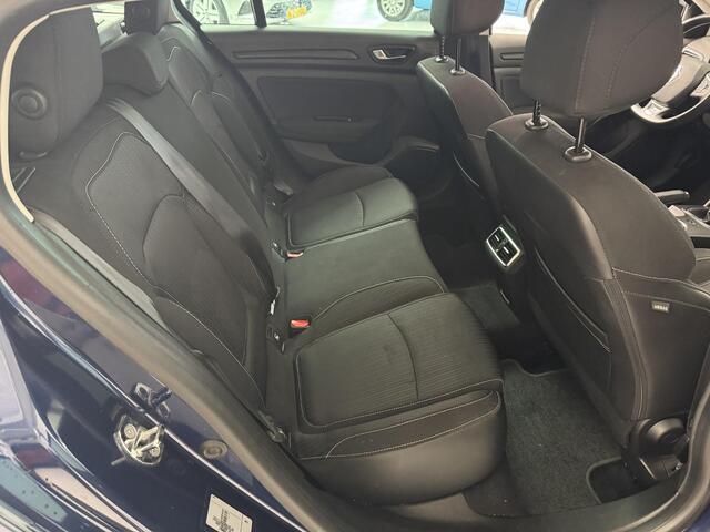 Renault MEGANE Estate 1.2 TCe Limited Clima/Navi/PDC/Trekhaak