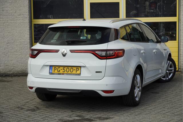 Renault MEGANE Estate 1.5 dCi Eco2 Zen BJ2017 Led | Pdc | Navi | Climate control | Cruise control | Getint glas | Distributieriem is vervangen!