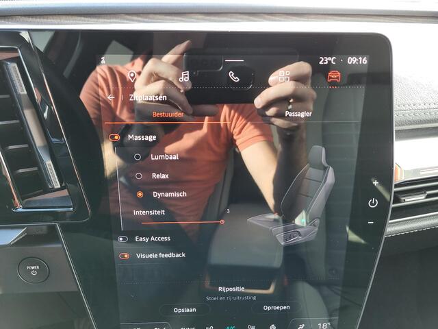Renault MEGANE E-Tech EV60 Optimum Charge Iconic automaat / Dealer onderhouden / WLTP 450 km / Volledig digitaal dashboard / Relax massage stoelen / Camera 360° / Apple Carplay Android / 20"LM wielen /