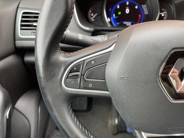 Renault MEGANE 1.5 Blue dCi Zen | Exportprijs | Airconditioning | Centrale Deurvergrendeling Met Afstandsbediening | Navigatie | Isofix | Automatische Verlichting |
