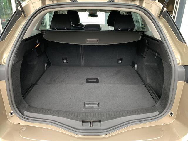 Renault MEGANE Estate 1.2 TCe Limited | Parkeersensoren | Trekhaak |