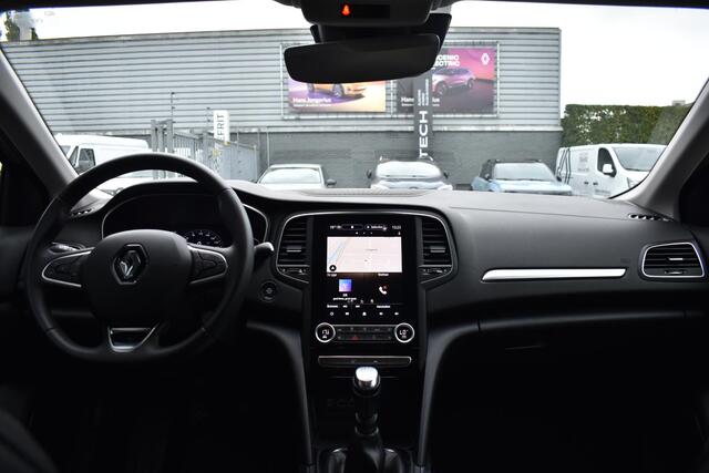 Renault MEGANE Estate TCe 140 Techno | CAMERA | NAVI | CRUISE CONTROL | APPLECARPLAY/ANDROIDAUTO | ALL-SEASONBANDEN | CLIMATE CONTROL | PDC | LMV