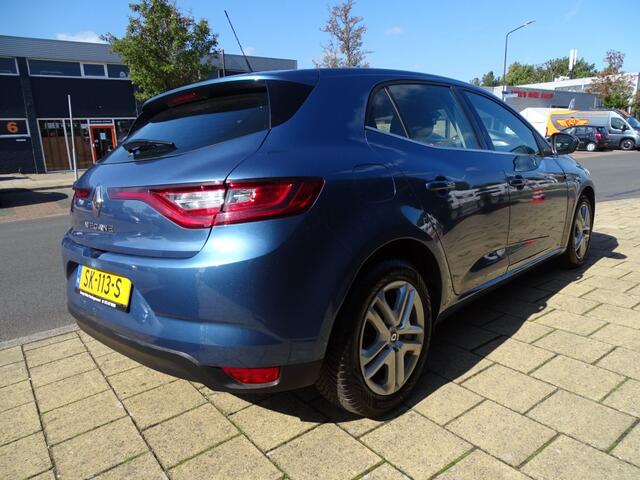 Renault MEGANE 1.2 TCE BOSE-Navi-Cruise-Clima-Blth-Usb/Aux