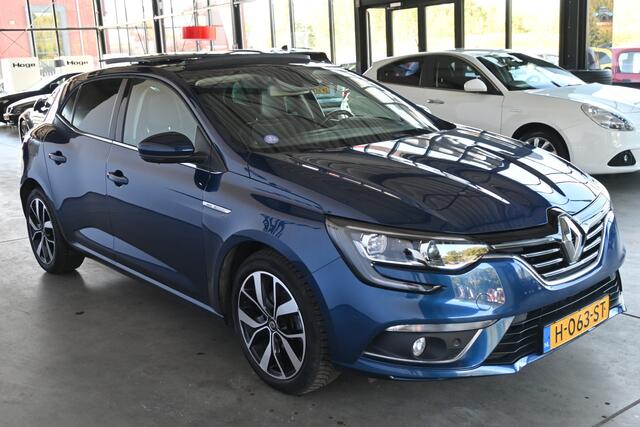 Renault MEGANE 1.3 TCe Bose Panoramadak Climate Cruise control Camera PDC Dodehoek 100% Onderhouden Inruil Mogelijk!