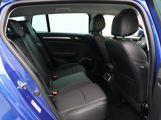 Renault MEGANE Estate TCe 140pk EDC/Autom. Intens | Apple Carplay | Android Auto | Navigatie | Parkeersensoren voor en achter |