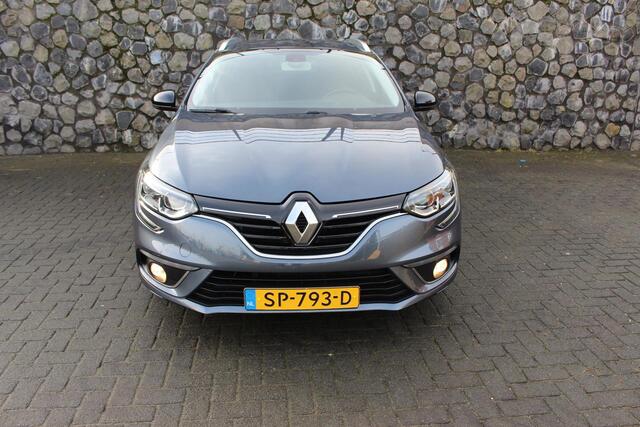 Renault MEGANE Estate 1.2 TCe Limited 130pk goede vakantie caravan trekker