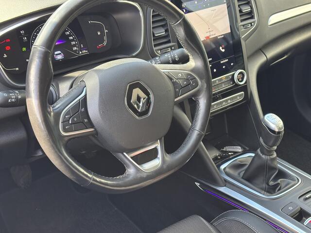 Renault MEGANE Estate 1.3 TCe Intens / Head up Display / Trekhaak / Applecarplay/AndroidAuto / Stoel & Stuurverwarming /