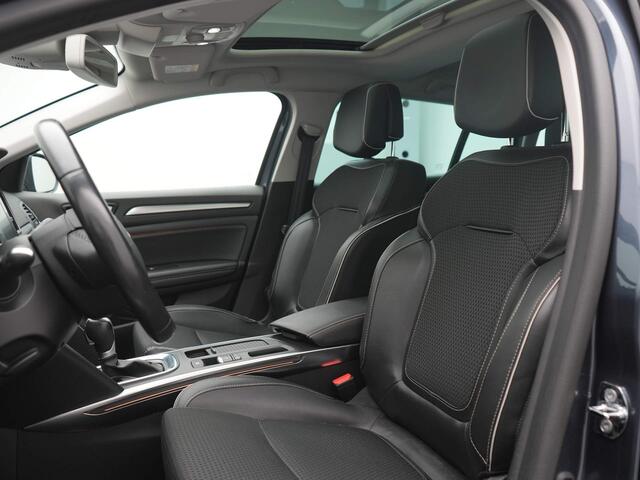 Renault MEGANE Estate TCe 130 EDC Bose - RIJKLAARPRIJS - Automaat - Elektrisch Glazen Schuif-/Kanteldak - Dealeronderhouden